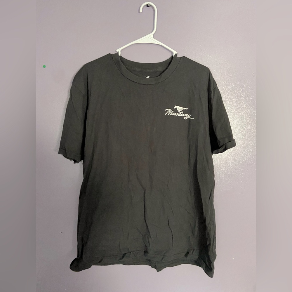 Mustang dark gray shirt